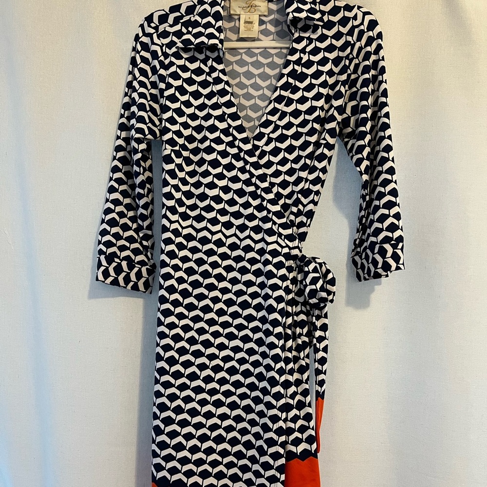 Jersey Material Pattern Wrap Dress - image 1